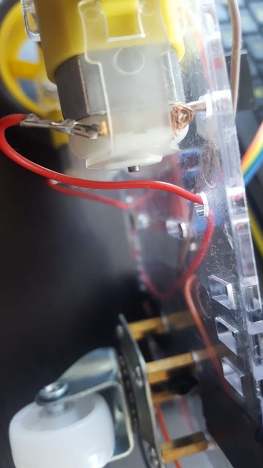 Motor wires connection